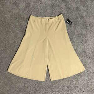 Vintage Versailles Women’s Capris Pants Size 12 Tan Brown NWT
